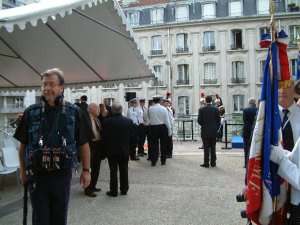 Un des caméraman du Ministère de la défense