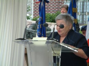 Dommage, encore le micro dans l'oeil